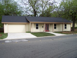 Main Photo